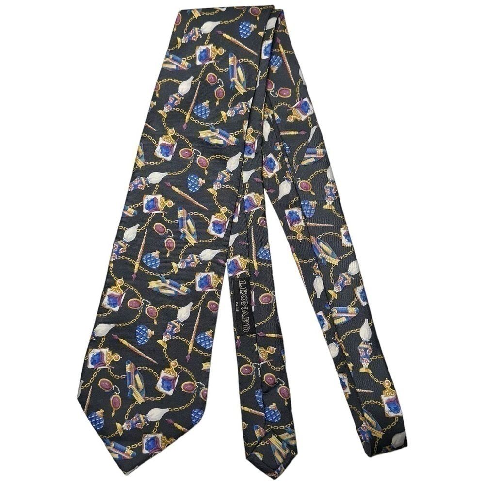 Leonard Paris Black Chain Link Glasses Pen Writing Lamp Books Necktie Tie View 3
